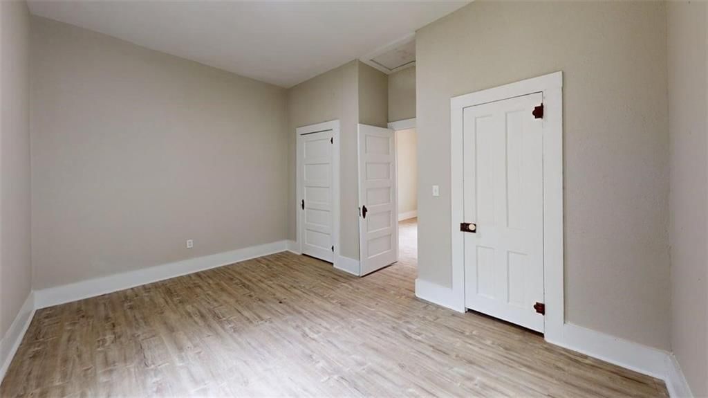 531 E Elm Street — photo 12