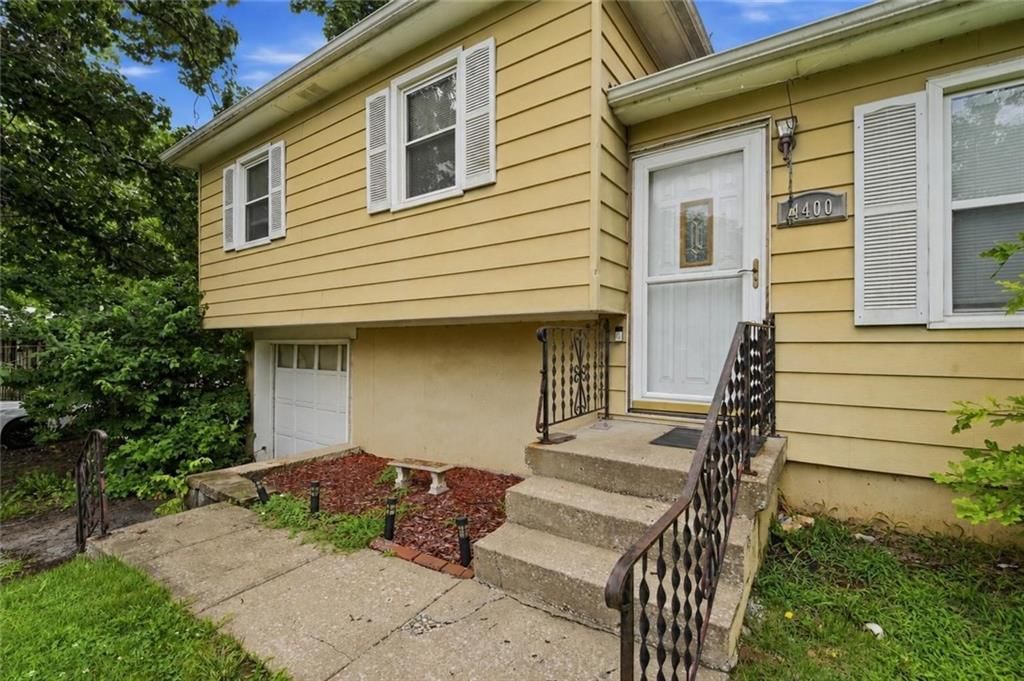 4400 NE Sunnybrook Lane — photo 4