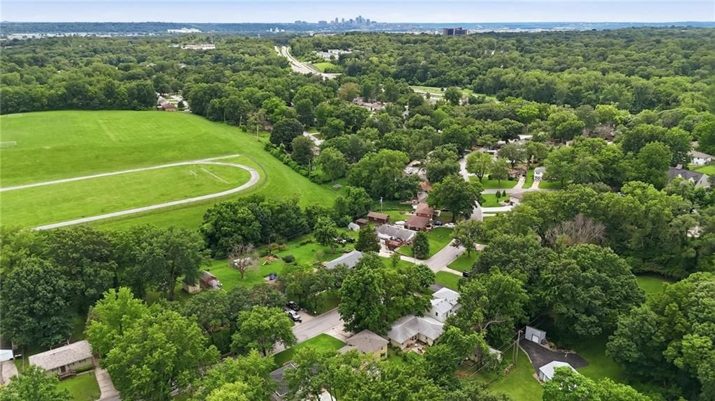 4400 NE Sunnybrook Lane — photo 19