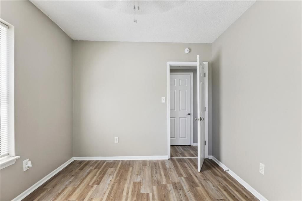 2408 E 29th Street — photo 16