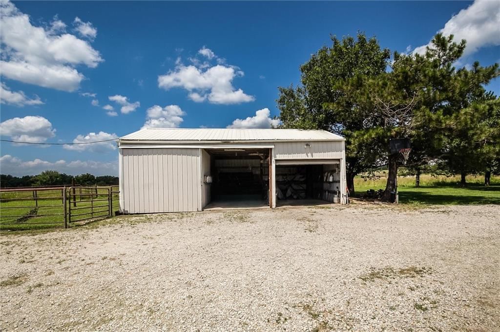 29710 Oak Grove Road — photo 4