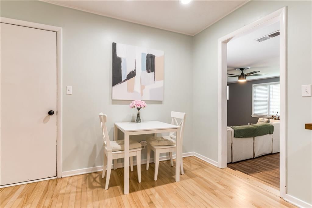 7323 Maple Street — photo 12