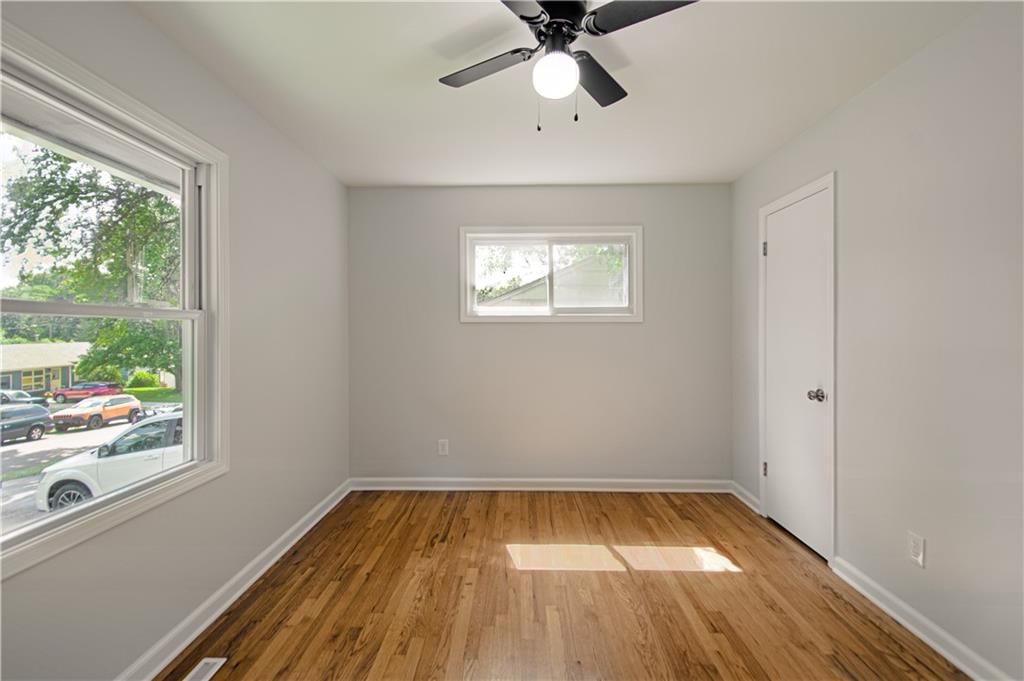 8000 W 85th Terrace — photo 12