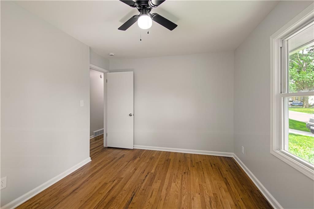 8000 W 85th Terrace — photo 13