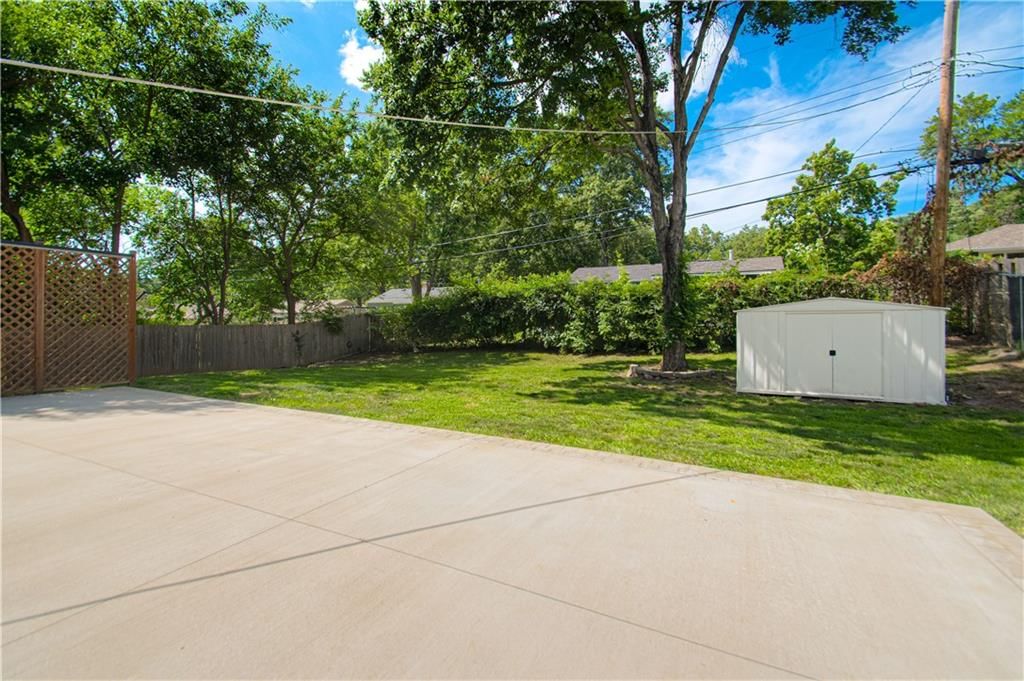 8000 W 85th Terrace — photo 28