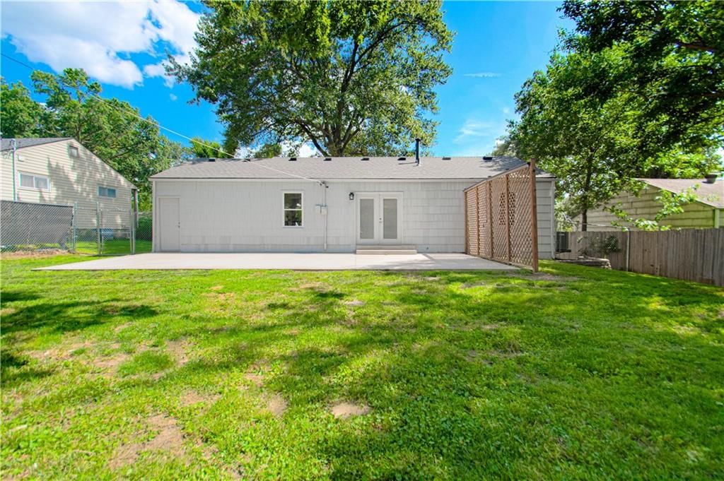 8000 W 85th Terrace — photo 29