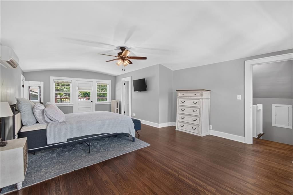 5850 Brookside Boulevard — photo 33