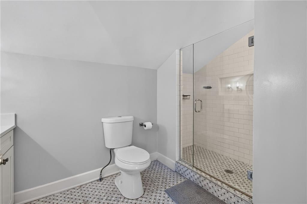 5850 Brookside Boulevard — photo 39