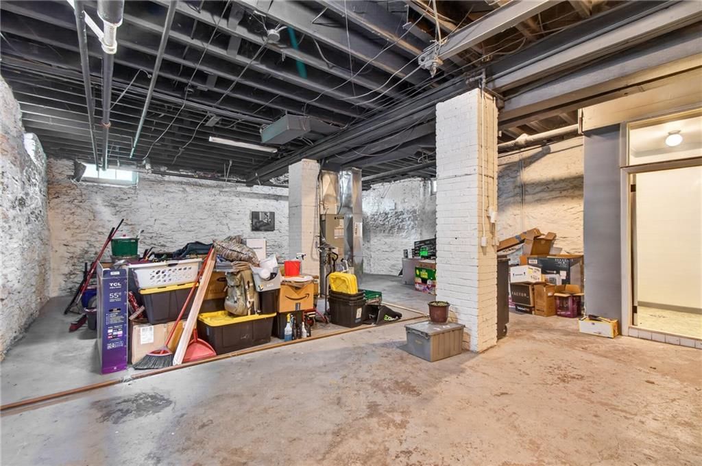 5850 Brookside Boulevard — photo 40