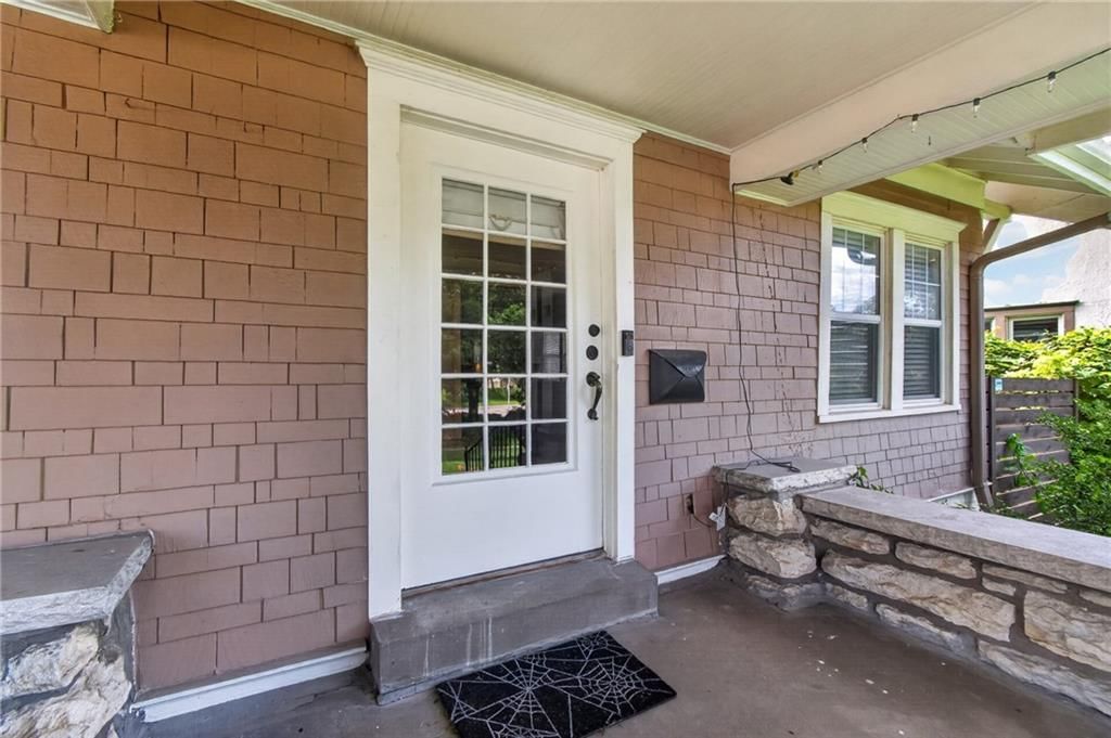 5850 Brookside Boulevard — photo 49