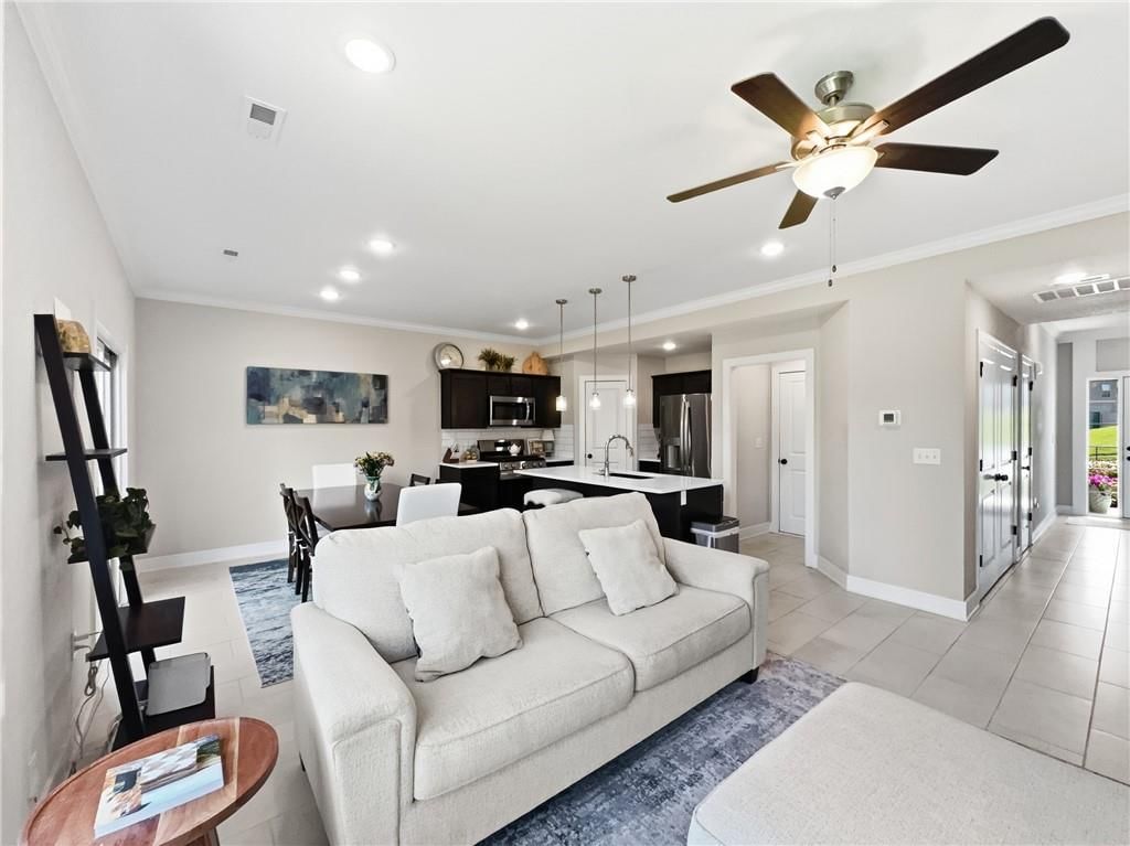 7412 Grand Slam Street — photo 9