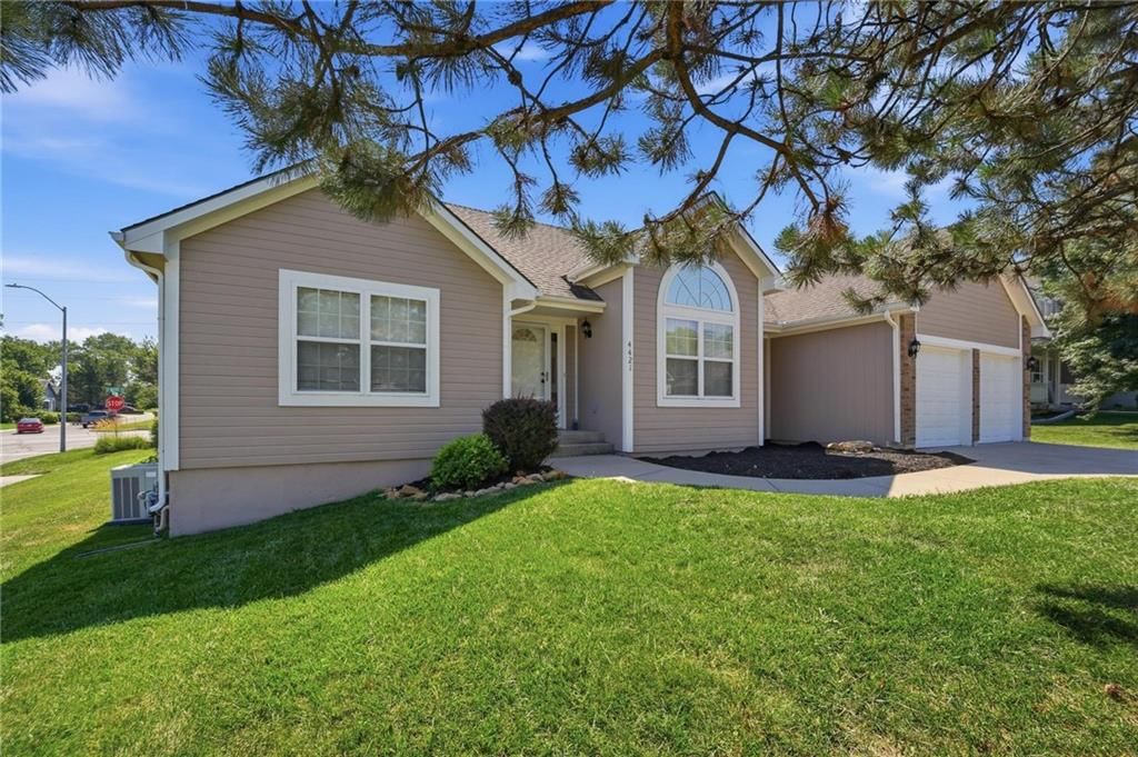 4421 SW Hillside Drive — photo 51