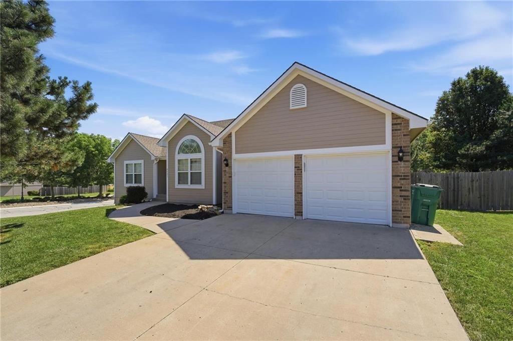 4421 SW Hillside Drive — photo 52