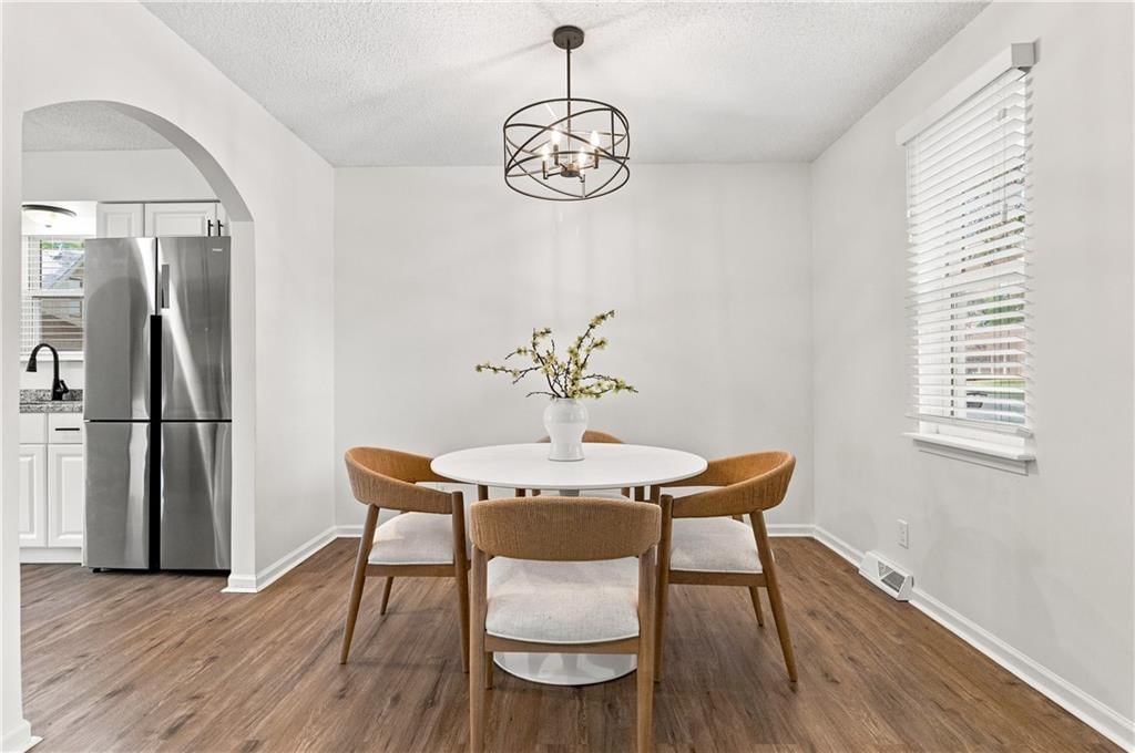 6015 Hauser Drive — photo 10