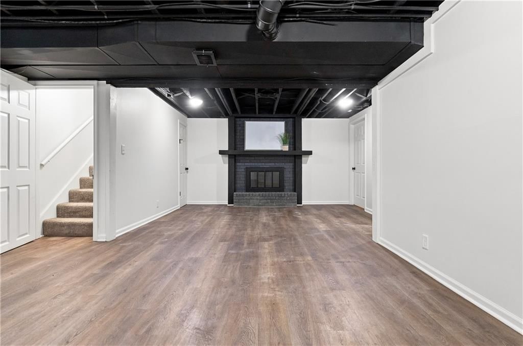 6015 Hauser Drive — photo 20