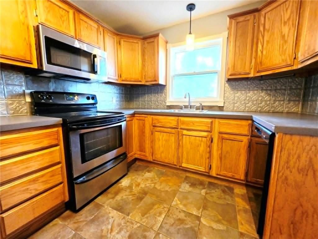 903 Oak Street — photo 7