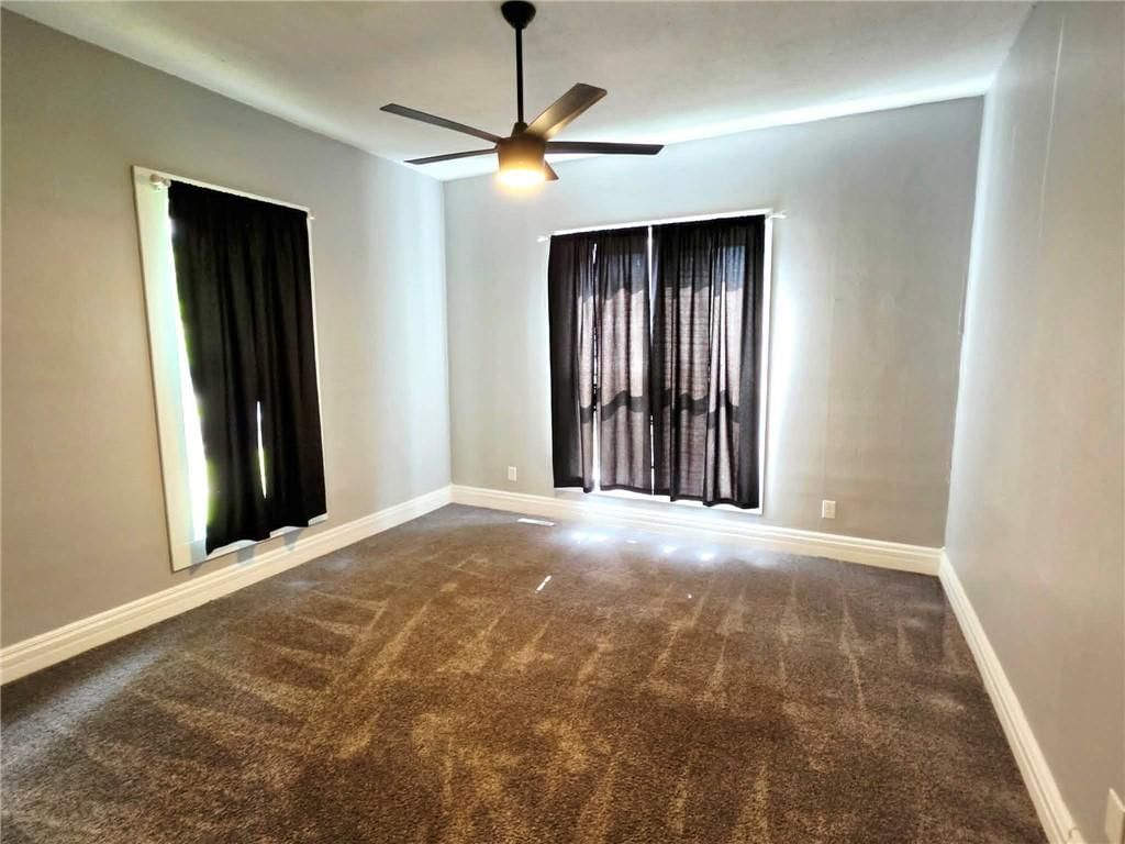 903 Oak Street — photo 12