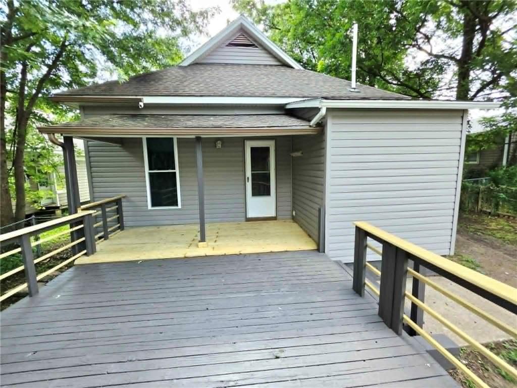 903 Oak Street — photo 27
