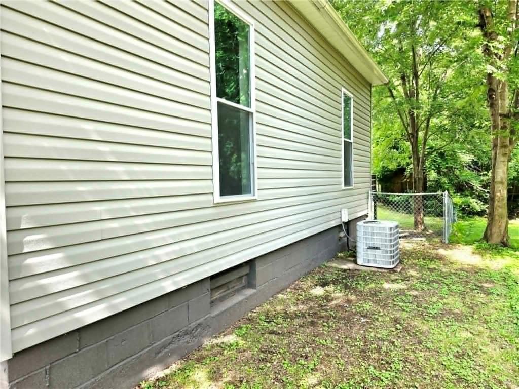 903 Oak Street — photo 30