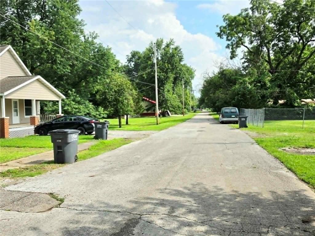 903 Oak Street — photo 35