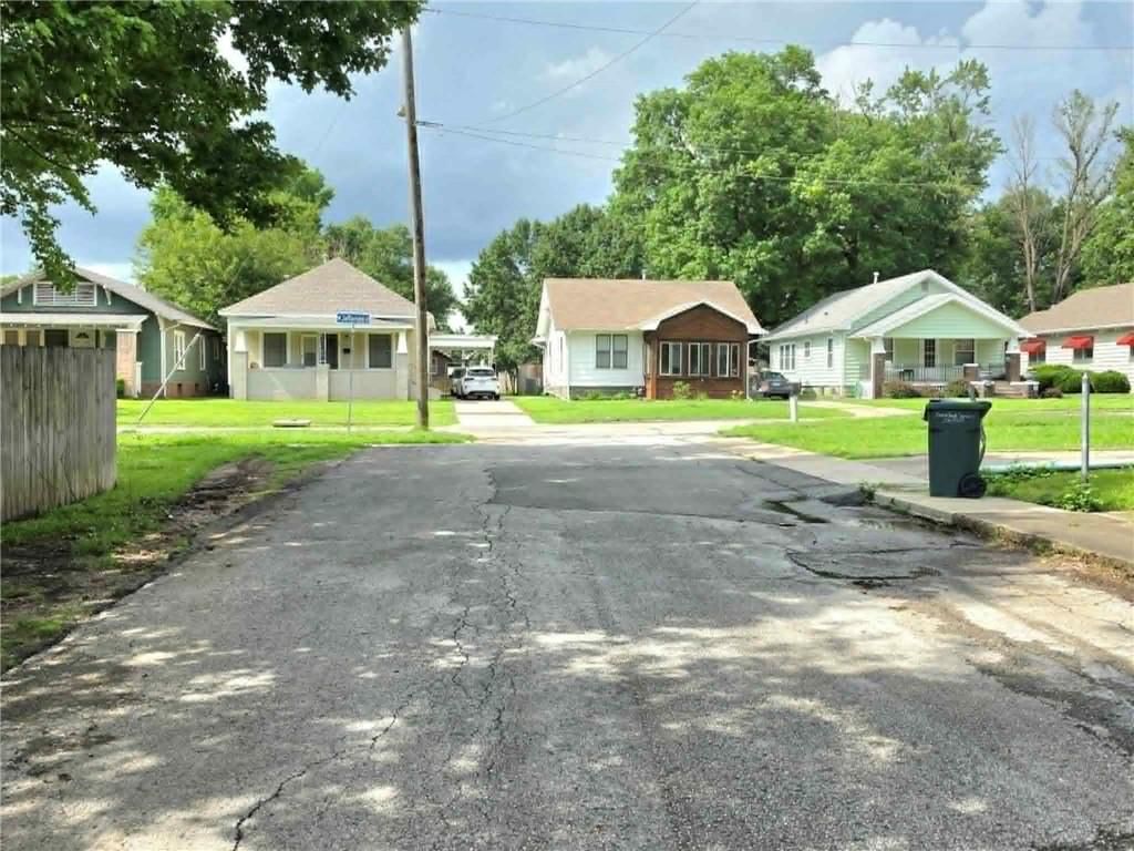903 Oak Street — photo 36