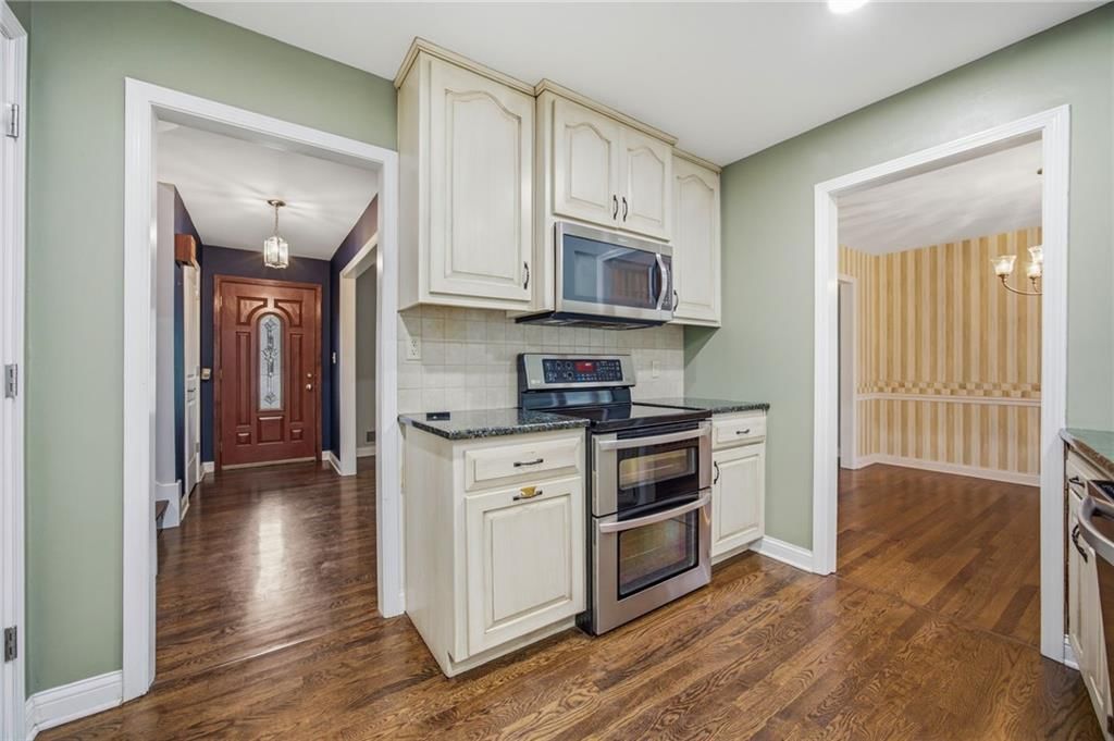 7419 Booth Street — photo 15