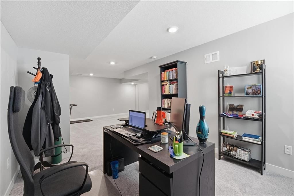2136 SW Osage Drive — photo 35