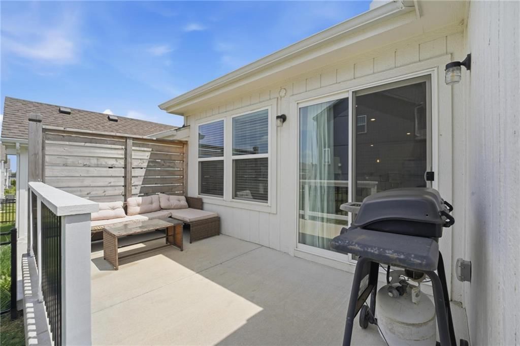 2136 SW Osage Drive — photo 41