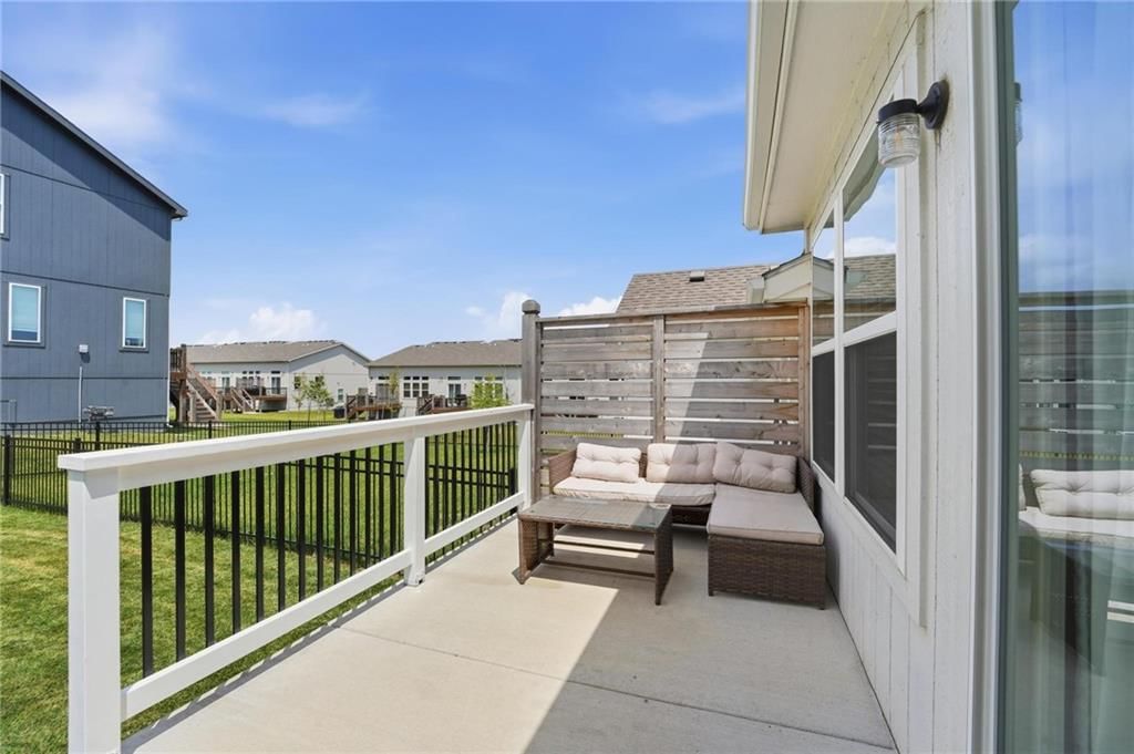 2136 SW Osage Drive — photo 42