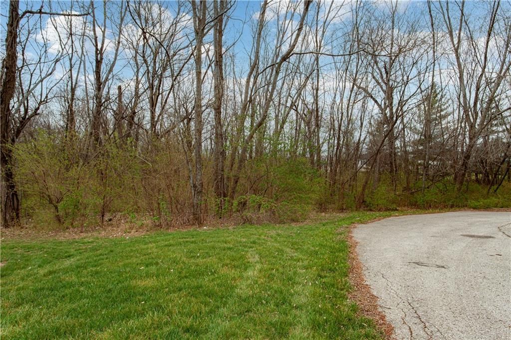802 SE Willow Ridge Drive — photo 5