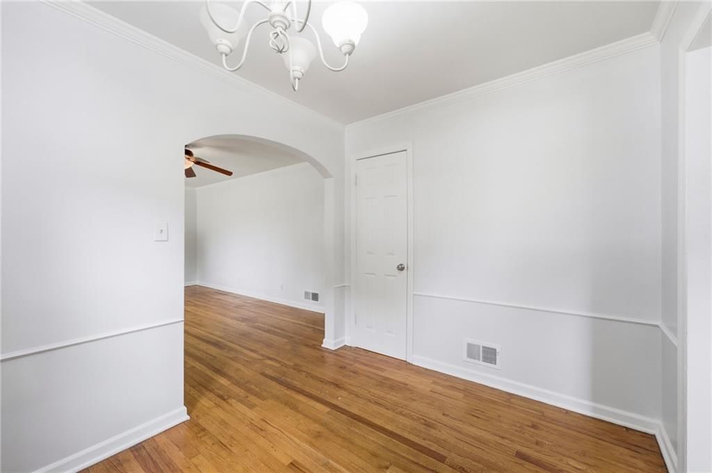 8107 Ward Parkway — photo 9