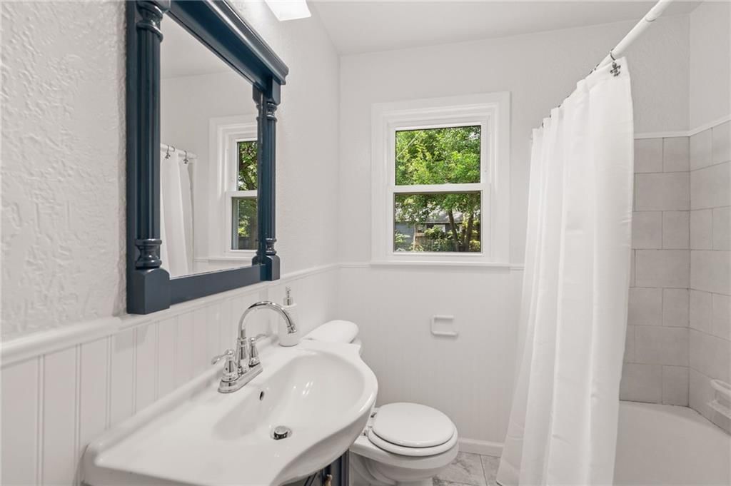8107 Ward Parkway — photo 15