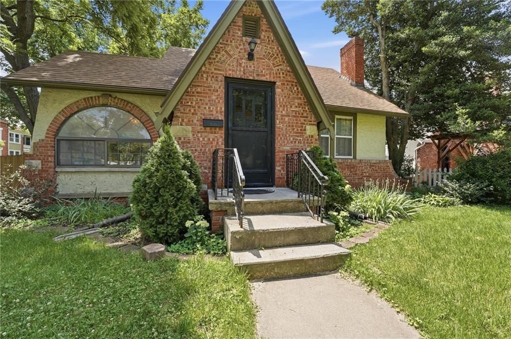 3715 Gladstone Boulevard — photo 29