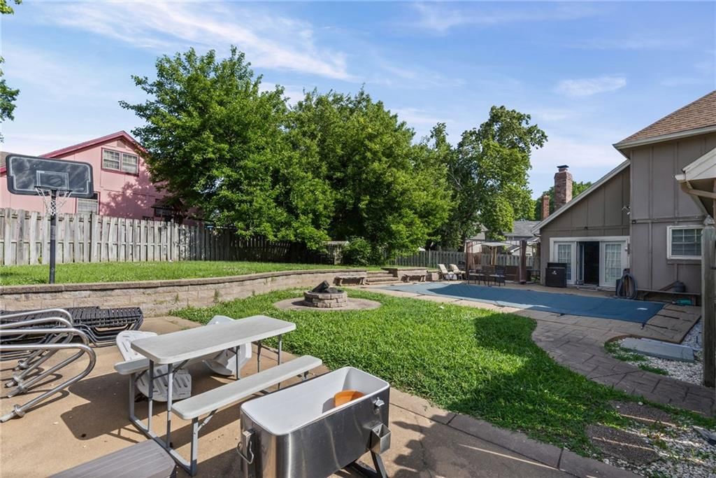 12420 Cambridge Avenue — photo 9