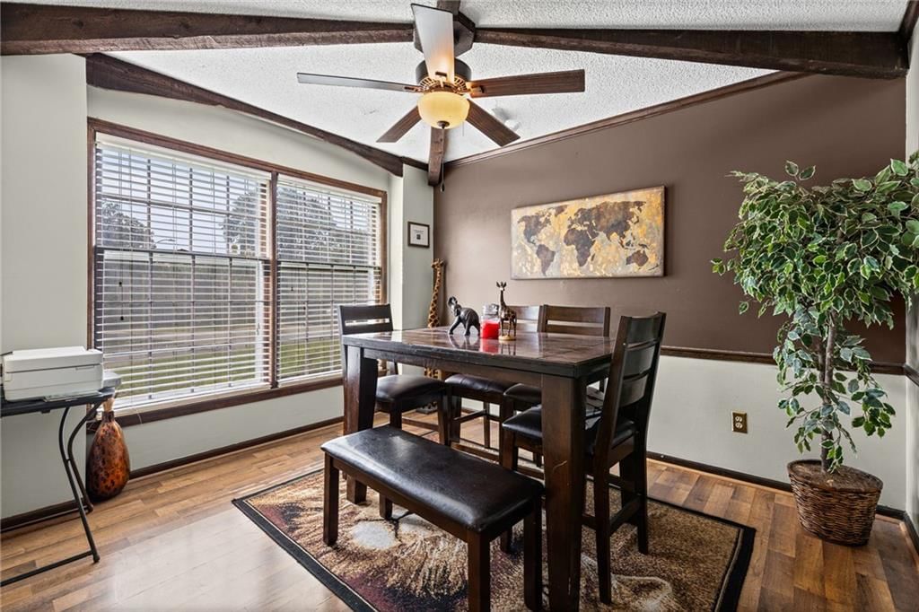 12420 Cambridge Avenue — photo 13