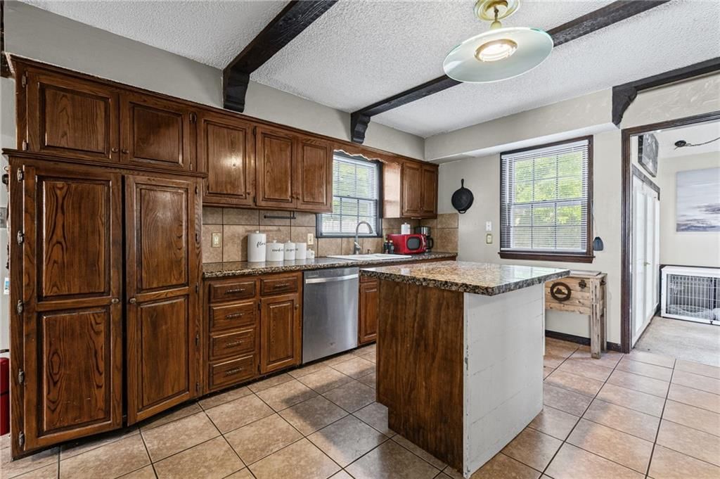 12420 Cambridge Avenue — photo 14