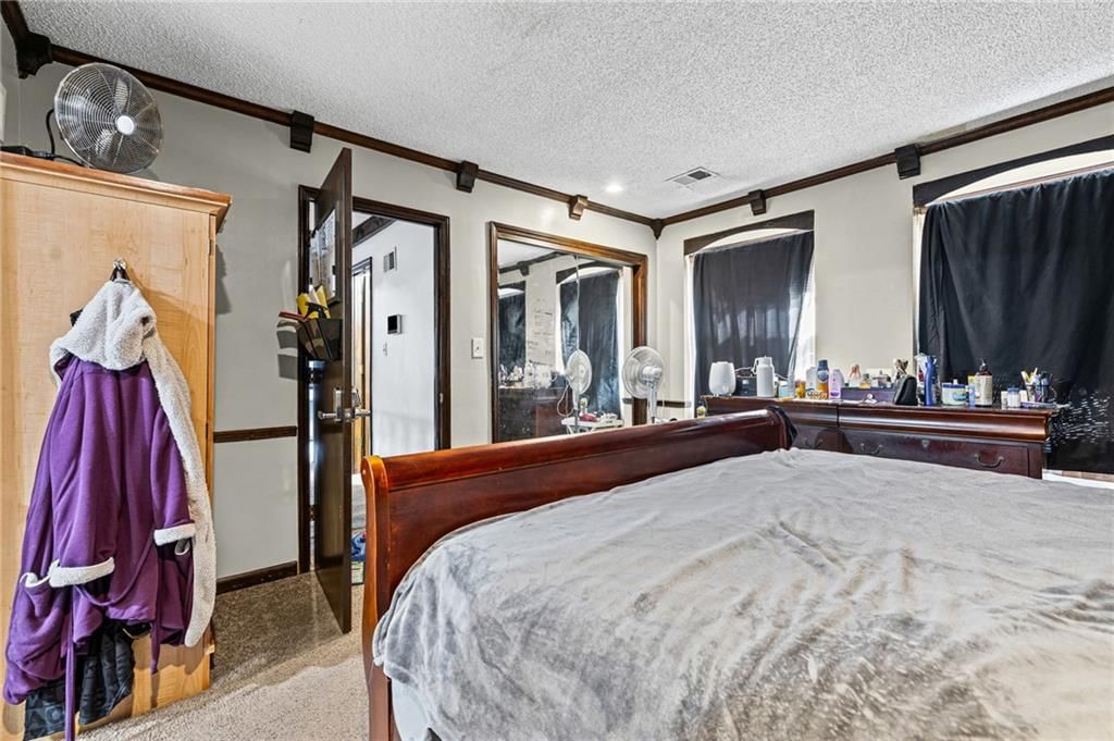 12420 Cambridge Avenue — photo 18