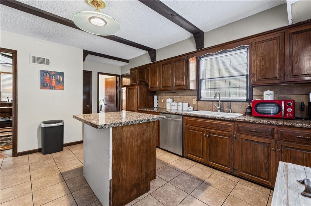 12420 Cambridge Avenue — photo 23