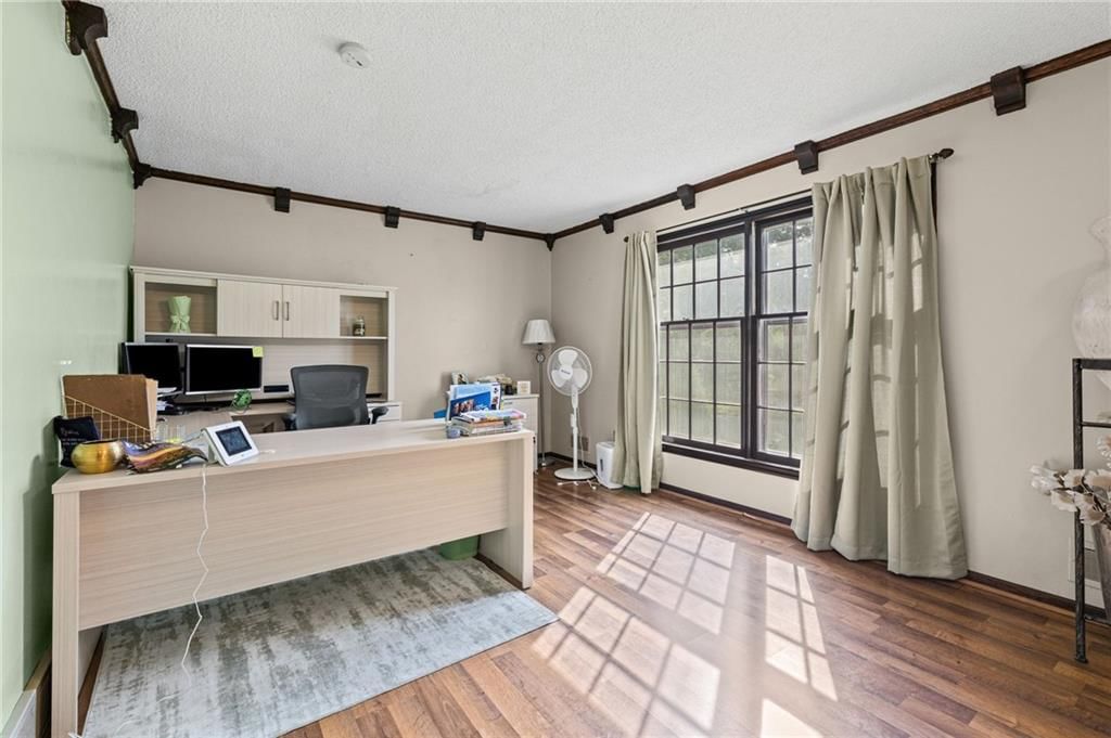 12420 Cambridge Avenue — photo 30