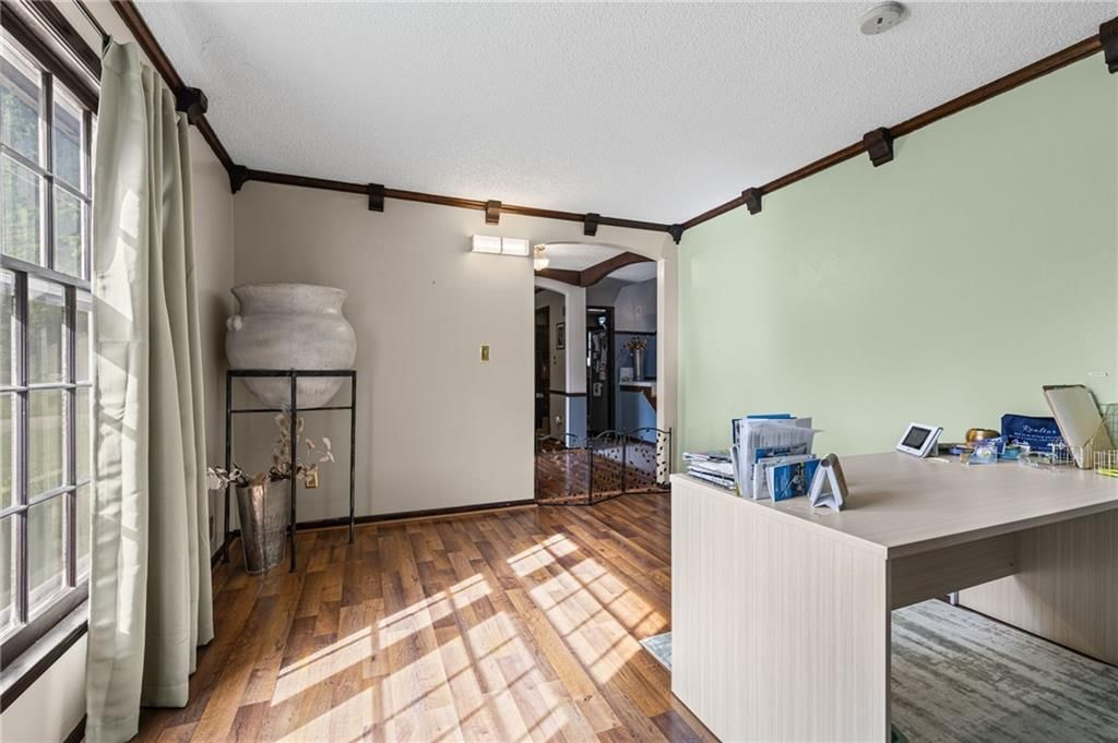 12420 Cambridge Avenue — photo 31