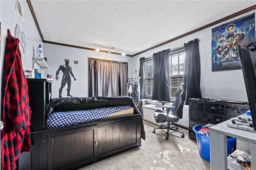12420 Cambridge Avenue — photo 37