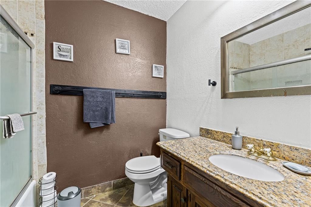 12420 Cambridge Avenue — photo 39