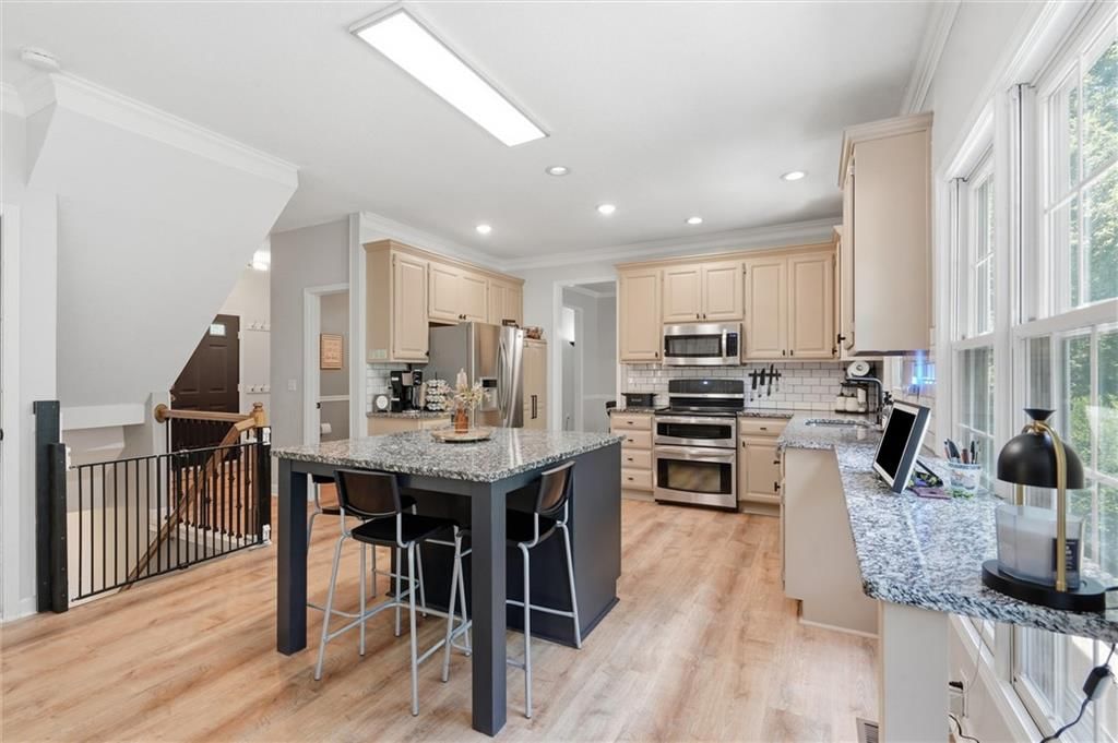 14485 S Summit Street — photo 8