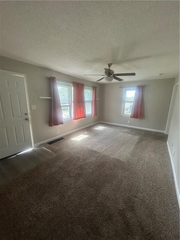4221 Spruce Avenue — photo 2