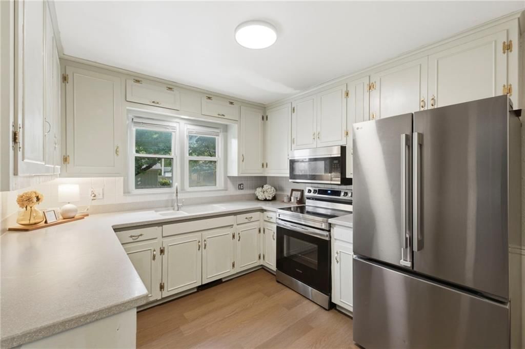4507 E 110th Terrace — photo 11