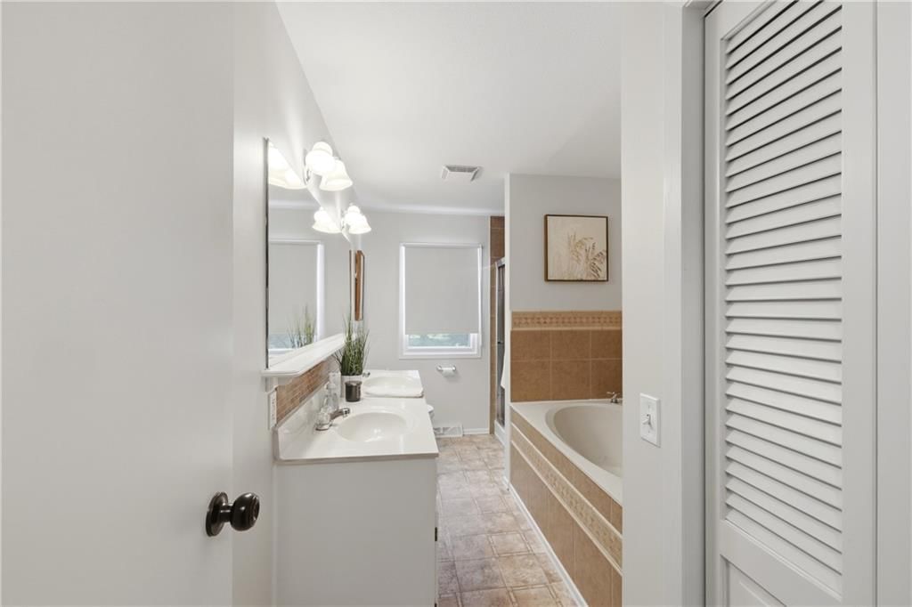 1415 W 25th Street S — photo 13
