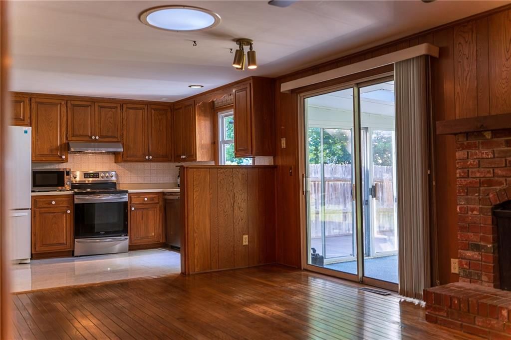 9305 Sturgeon Drive — photo 9