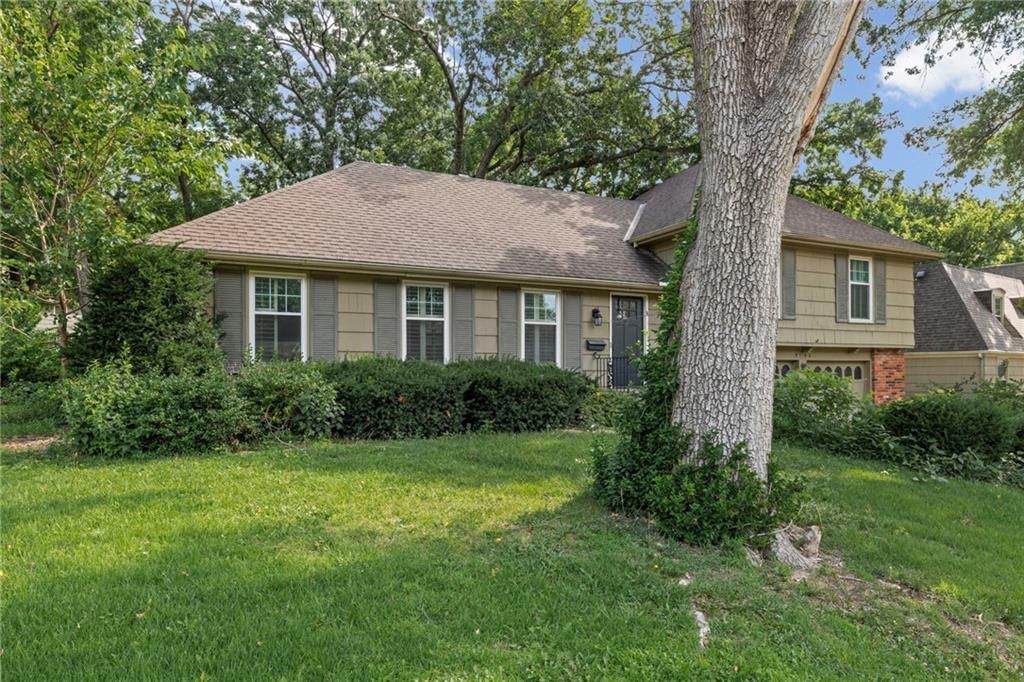 9108 W 106th Street — photo 3