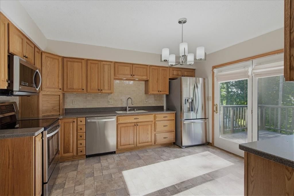 2931 S 53rd Terrace — photo 9