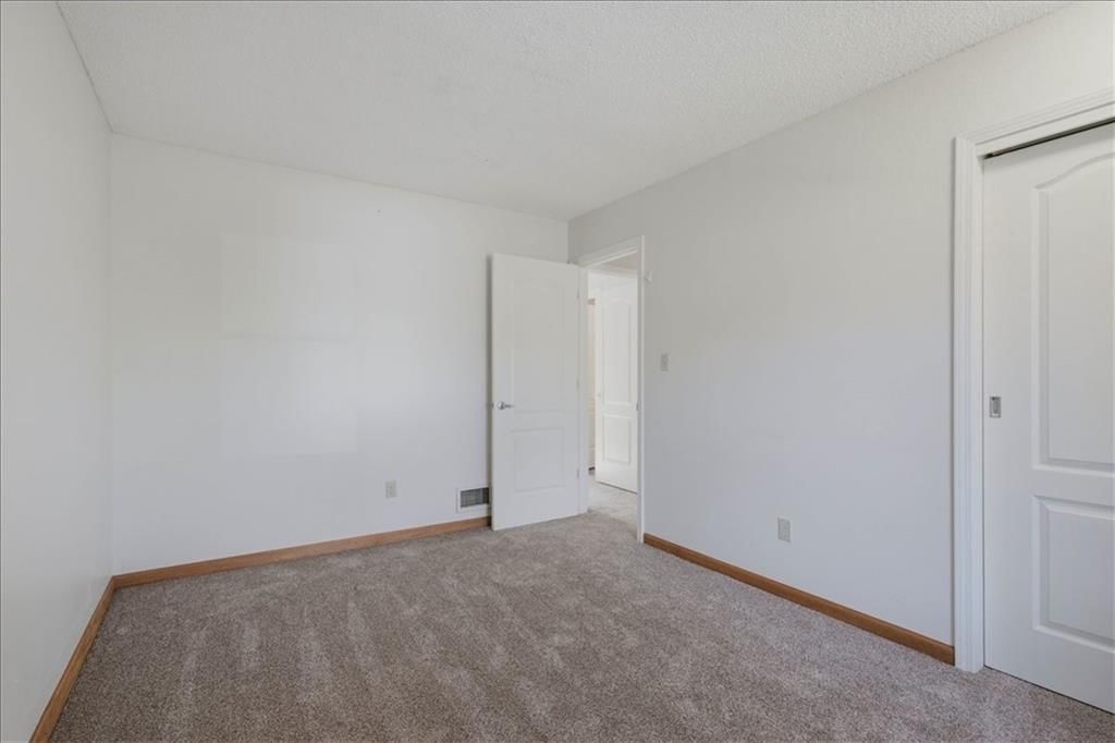 2931 S 53rd Terrace — photo 18